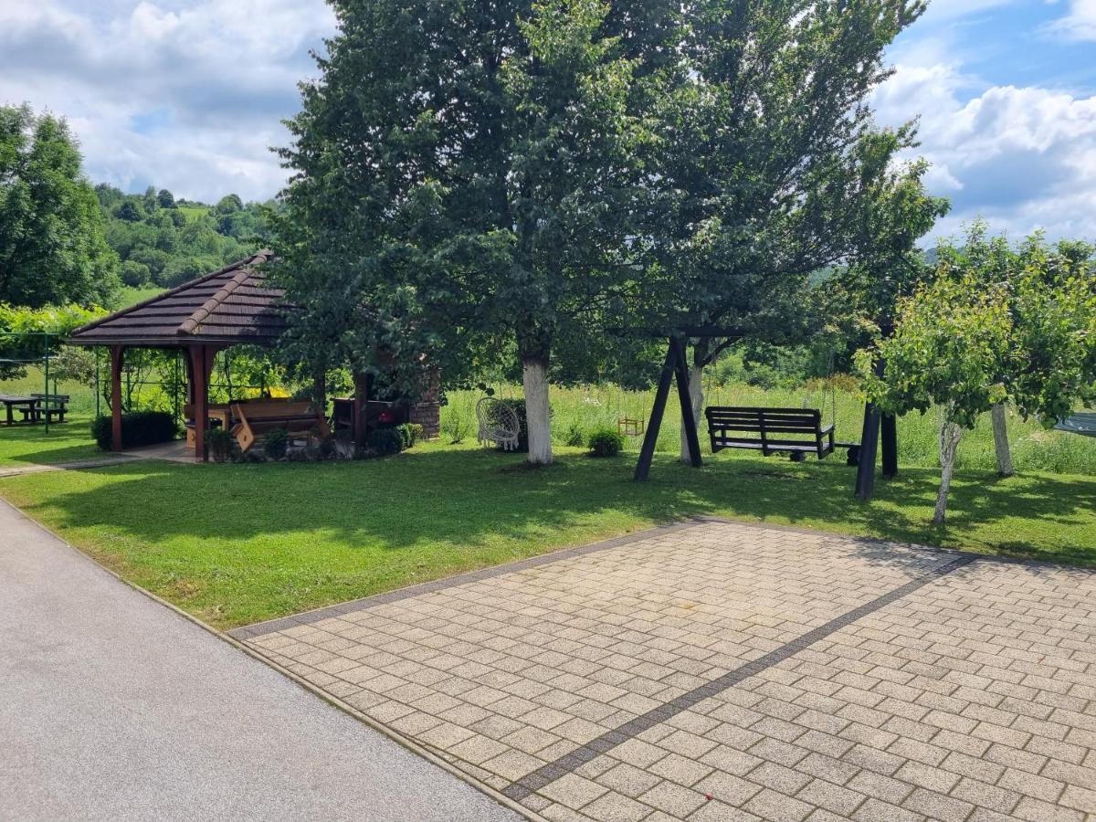 Apartment Rosandic Smoljanac Bagian luar foto