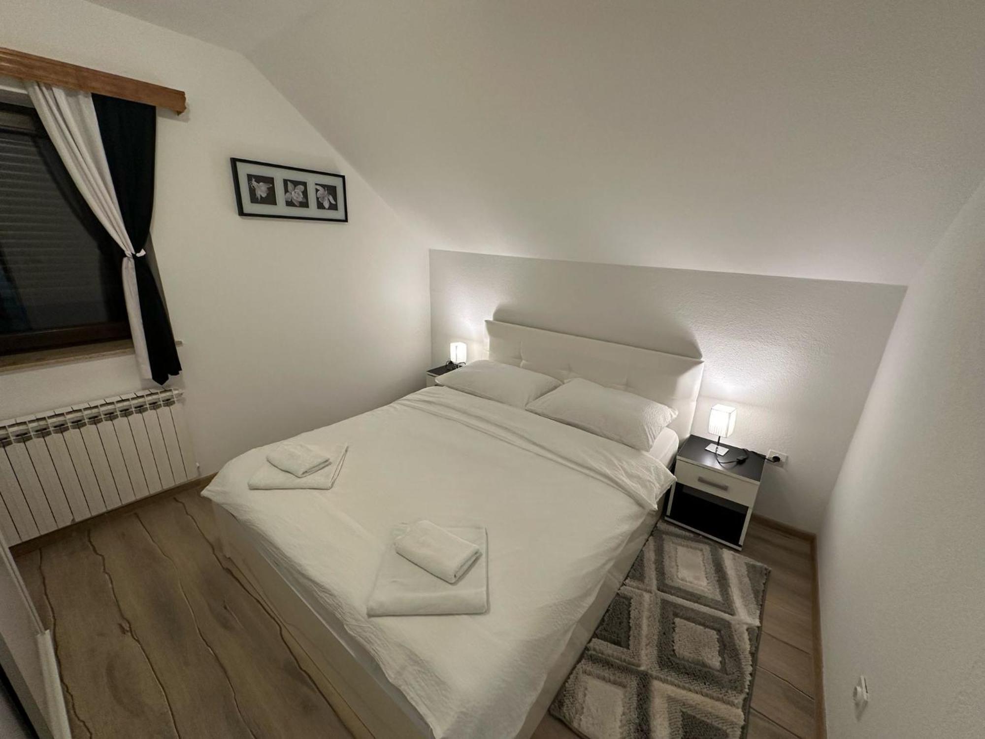Apartment Rosandic Smoljanac Bagian luar foto